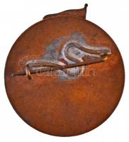 ~1950. "Kiváló Növénytermelő" zománcozott Br jelvény (30mm) T:2 zománchiány / 
Hungary ~1...