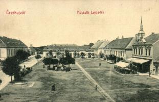 1910 Érsekújvár, Nové Zámky; Kossuth Lajos tér, Nemzeti szálloda és kávéház, üzletek. W.L. Bp. 427. / square, hotel and cafe, shops