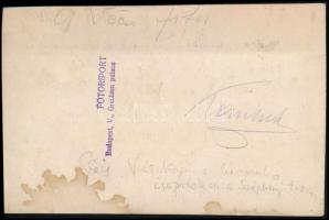 1921. augusztus 21. Horthy Miklós Nemzeti Hadseregére váró ünnepi csoportosulás Pécsett a Széchenyi ...