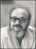 Dr. Popper Péter (1933-2010) pszichológus fotója, 18x13 cm.