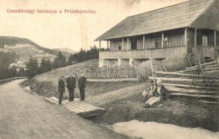 Priszloptető, Prislop (Máramaros); csendőrségi laktanya. Kiadja Berger / gendarme barracks (fl)