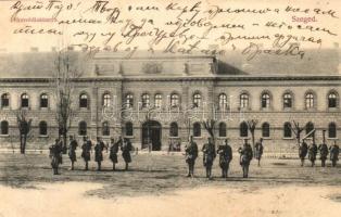 1907 Szeged, Honvéd laktanya, katonák (EK)