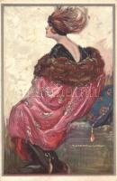 Italian art deco postcard. Lady with fashion hat. Anna & Gasparini 467-4. s: T. Corbella