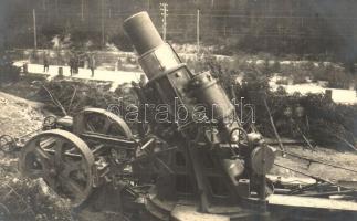 Osztrák-magyar katonák egy 30,5 cm kaliberű mozsárral az olasz fronton / 30,5 cm Mörser / WWI Austro-Hungarian K.u.K. soldiers,  30,5 cm mortar, cannon, at the Italian Front, photo