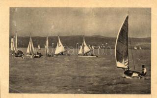 30 db főleg MODERN magyar hajós motívumlap / 30 mostly modern Hungarian ship motive postcards