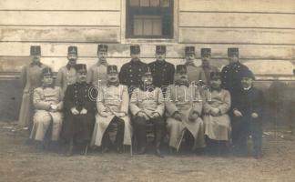 Kőszeg, katonatisztek csoportképe. Dr. Nagyszokolyai Béla felvétele / WWI Hungarian military officers group photo