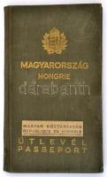 1930 Keményfedeles útlevél / Passport