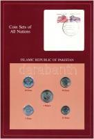 Pakisztán 1984. 5p-1R (5xklf), "Coin Sets of All Nations" forgalmi szett felbélyegzett kartonlapon T:1  Pakistan 1984. 5 Paisa - 1 Rupee (5xdiff) "Coin Sets of All Nations" coin set on cardboard with stamp C:UNC