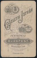 Jászai Mari (1850-1926) színésznő vizitkártya méretű fotója Goszleth István műterméből. 6,5x11 cm