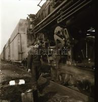 1956 Sztálinváros kikötőjének építéséről készült fotóriport, Kotnyek Antal (1921-1990) budapesti fot...