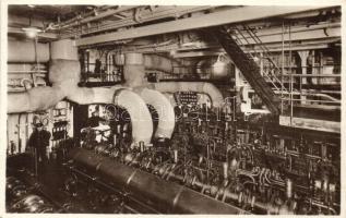 8 db RÉGI hadihajó motívumos képeslap / 8 pre-1945 motive postcards: battleships