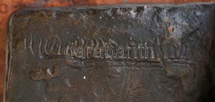 Borsos Miklós (1906-1991): Bubának. Bronz, jelzett, márvány talapzaton, m: 23,5 cm, h: 31 cm