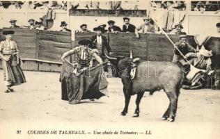 8 db RÉGI bikaviadal motívumlap / 8 pre-1945 bullfight motive postcards