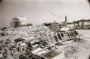 1978 Kecskeméti városképek (Árpádváros), 28 db vintage negatív, 24x36 mm