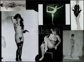 Mindig akkor és mindig ott, szolidan erotikus felvételek, 7 db vintage negatív + 8 db vintage fotó é...