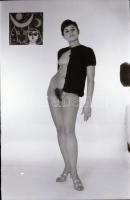 Hajlandóság, szolidan erotikus felvételek, 11 db vintage negatív + 8 db vintage fotó és/vagy mai nag...