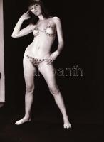 Exponálós témák, szolidan erotikus felvételek, 12 db vintage negatív + 9 db vintage fotó és/vagy mai...