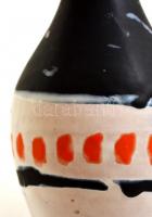 Iparművészeti Vállalatos Gorka Lívia fekete-fehér-narancssárga váza, mázas kerámia, jelzett, apró ko...