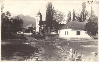 1927 Nagyszalók, Velky Slavkov, Grossschlagendorf (Tátra); templom, patakban mosó nő / church, woman washing in the creek. photo