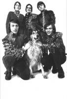 7 db MODERN zenész motívumos képeslap / 7 modern musician, music bands, motive postcards with Non PC