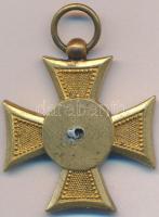 ~1900-1910. Katonai Legénységi Szolgálati Jel? aranyozott kitüntetés mellszalag nélkül, hiányzó medalionnal T:2-