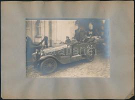 cca 1916 Automobil, benne a k.u.k. hadsereg vezérkari tisztjei / Austro Hungarian offciers and automobil. 17x12 cm