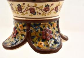 Városlődi díszváza pár, kézzel festett mázas fehércserép, jelzés nélkül, apró máz hibákkal, m: 36 cm...