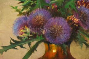 Szabó Béla Leo (1887-?): Bogáncsok Zsolnay vázában. Olaj, vászon hibával, fa keretben, 64×44 cm