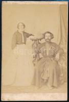 cca 1860 Cserkesz férfi és neje, keményhátú fotó, hátoldalon feliratozva, 9,5×6,5 cm