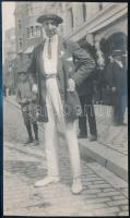 1912 Ronald Brebner (1881-1914) a stockholmi olimpián aranyérmes angol futballcsapat kapusa a stockholmi utcán, hátoldalon feliratozott fotó, 14×8 cm / 1912 Stockholm, Ronald Brebner (1881-1914) English football player