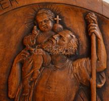 Matéka Sándor (1890-1971): Szent Kristóf. Faragott fa falikép, jelzett, d:29,5 cm