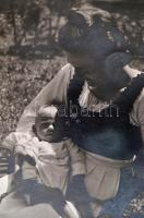 cca 1930-1940 Vegyes fotó tétel, 6 db, az egyik szakadt, 16x23 cm és 20x25 cm