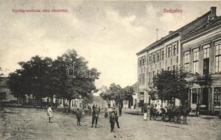1911 Szécsény, Újvilág szálloda, utcakép, hintóban fehér fátyolos hölgy. Glattstein Adolf kiadása