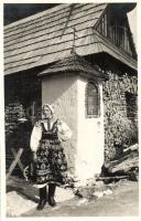 Háromrevuca, Liptovské Revúce; Krój z Lipt. Revúce / Asszony népviseletben, folklór / woman in traditional costumes, folklore. photo