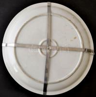 Zsolnay fali dísztál, azonosítatlan (heraldikailag hibás) püspöki címerrel, kézzel festett, jelzett,...