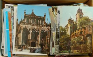 860 db modern külföldi képeslap