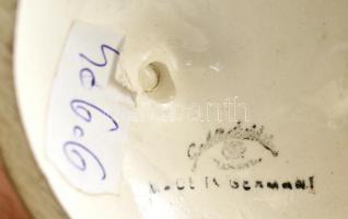 Goldscheider Wien táncoló akt, kézzel festett, jelzett, nagyon apró lepattanással, m: 27,5 cm /

D...