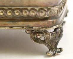 Fraget Warszawie cukordoboz, ezüstözött alpakka, jelzett, jó állapotban, 12,5×9,5 cm, m: 9,5 cm

F...