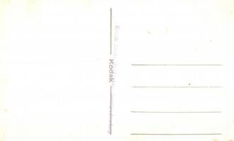 Kecsetkisfalud, Satu Mic; Kijövet a templomból, harangláb a Református templom mellett. Kováts Istvá...