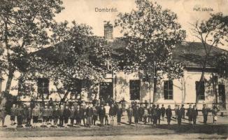 Dombrád, Református iskola gyerekekkel (EK)