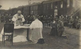 1923 Biatorbágy, vasútállomás, Vöröskeresztes kórházvonat, IV. Károly és Zita királyi pár utolsó útja Magyarországra, tábori mise / The last visit of Charles I of Austria and Zita to Hungary, field prayer at the railway station, Red Cross hospital train. photo  (EK)