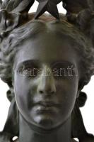 1876 Thiébaut Freres öntöde: Marianne. (Théodore Doriot után). Patinázott bronz büszt, jelzett, /  T...