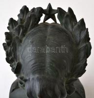 1876 Thiébaut Freres öntöde: Marianne. (Théodore Doriot után). Patinázott bronz büszt, jelzett, /  T...