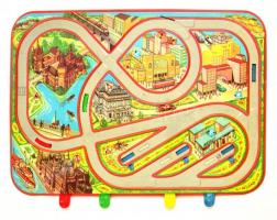 Lemezjáték autópálya, 3 db kisautóval, táblákkal, kulccsal, jó állapotban