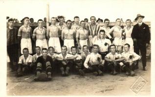 ~1920 MTK-Kassai SC (2:1) labdarúgó mérkőzés, csoportkép / Football teams of the MTK-Kassai SC football match. Homonnai, Makó photo