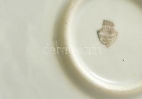 Zsolnay virág mintás tál, matricás, jelzett, kopás nyomokkal, d: 24,5 cm, m: 8,5 cm