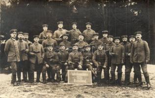 1916 Weihnachten, Russland / WWI German military, soldiers group photo at Christmas in Russia. photo
