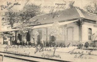 Palics, Palic; Vasútállomás, pályaudvar, létra, vasutasok / Bahnhof / railway station, ladder, railwaymen (EK)