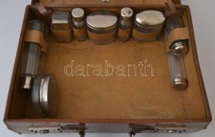 Retró férfi táska, borotválkozó készlettel, 29×40 cm