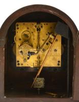 Kienzle negyedütős kandallóóra, felhúzókulccsal, a Westminster Quarters dallamával, működik, jó álla...